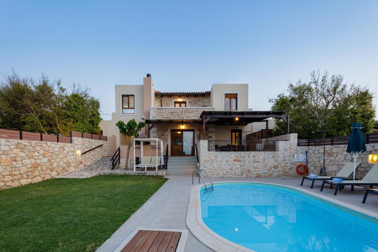 - Private Pools & Seaview - 500m From Vila *